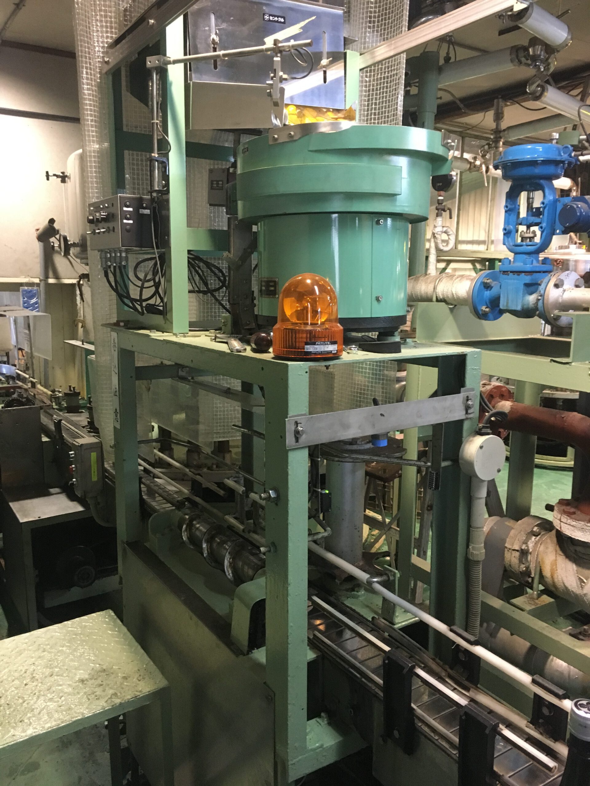一升王冠供給機